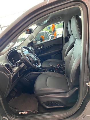 FIAT TORO 1.3 TURBO 270 FLEX VOLCANO AT6